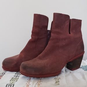 Pink leather fluevog ankle boots